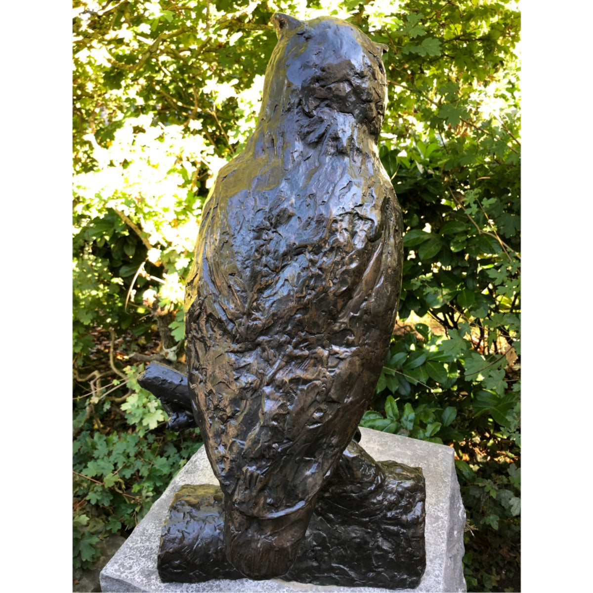 Bronze sculpture "Abstract Owl" by Ladislav Hlina