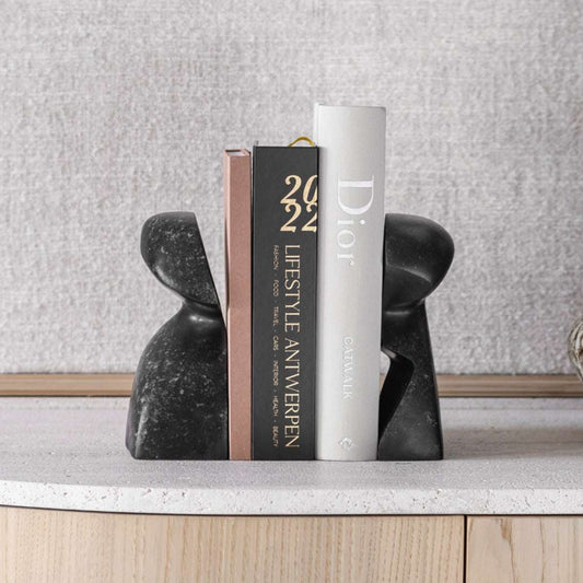 Bronzeskulptur "Hrund" von Örn Porsteinsson