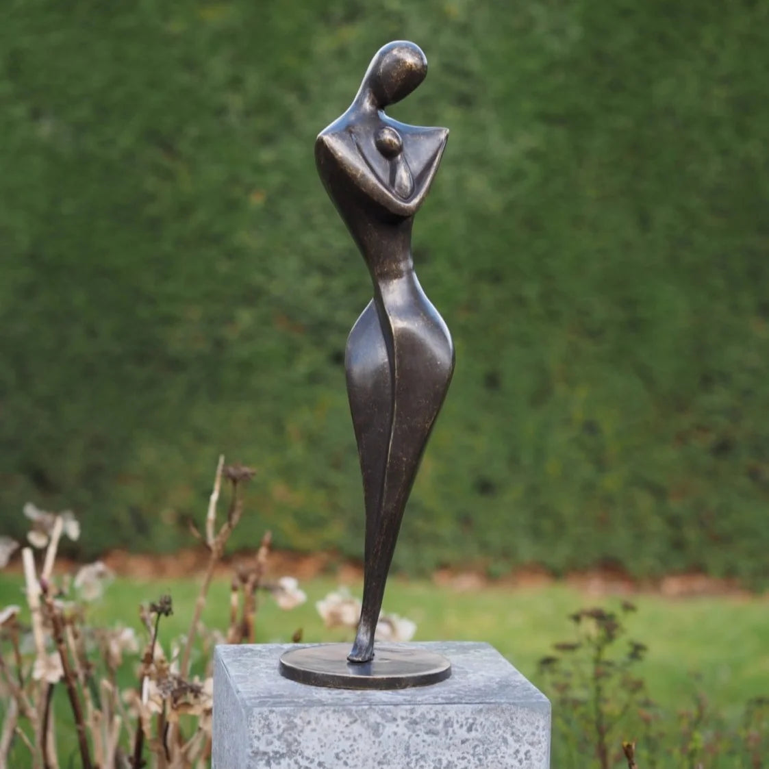 Bronzefigur "Mutter und Kind", modern