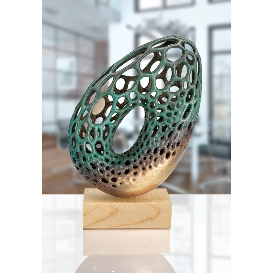 Rückansicht der Bronzeskulptur "Objekt 0422-1"