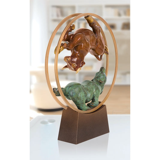 Bronzeskulptur "Bulle & Bär im Rad" von Jagna Weber