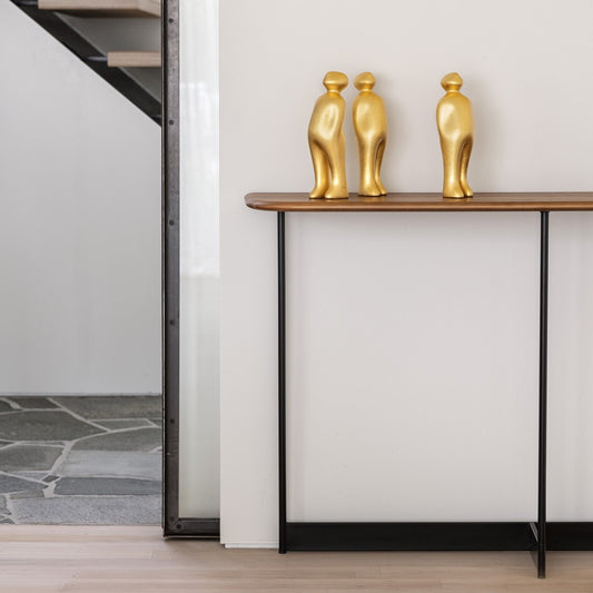 Visitor Gold auf Regal