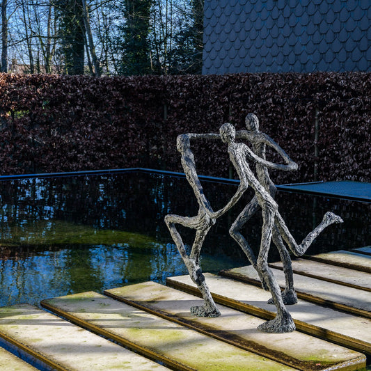 Bronzeskulptur "To Enjoy" von Ann Vrielinck