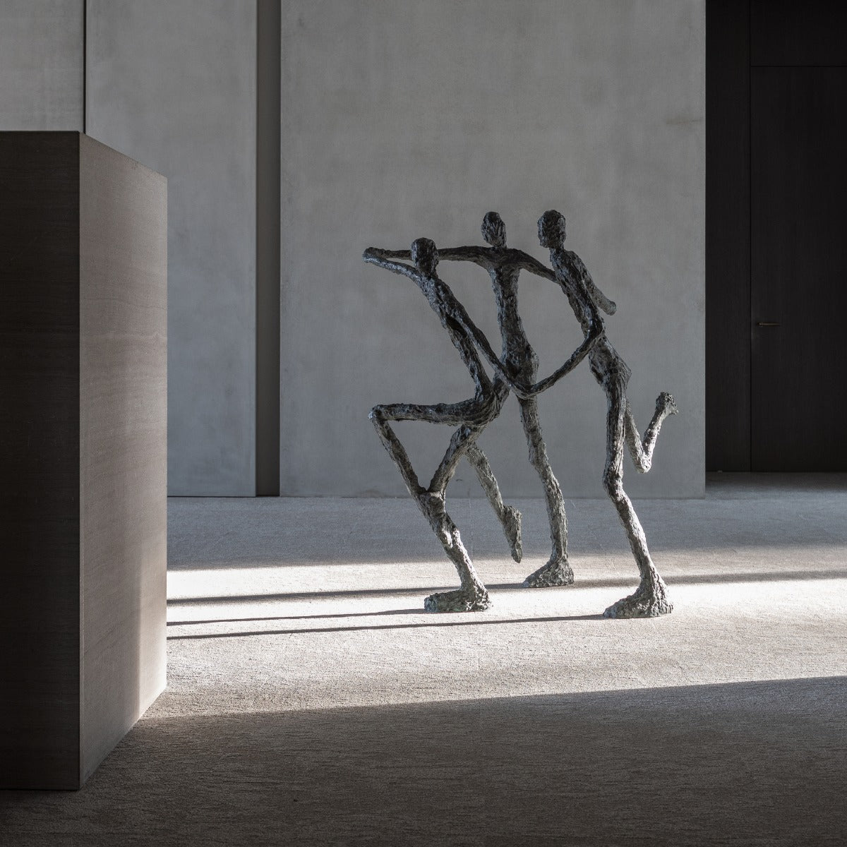Bronze sculpture "To Enjoy" by Ann Vrielinck