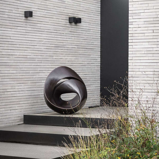 Bronzeskulptur "Bijou Large" von Guido Deleu