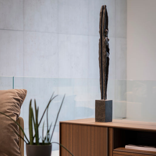 Bronzeskulptur "Silently" von Ann Vrielinck