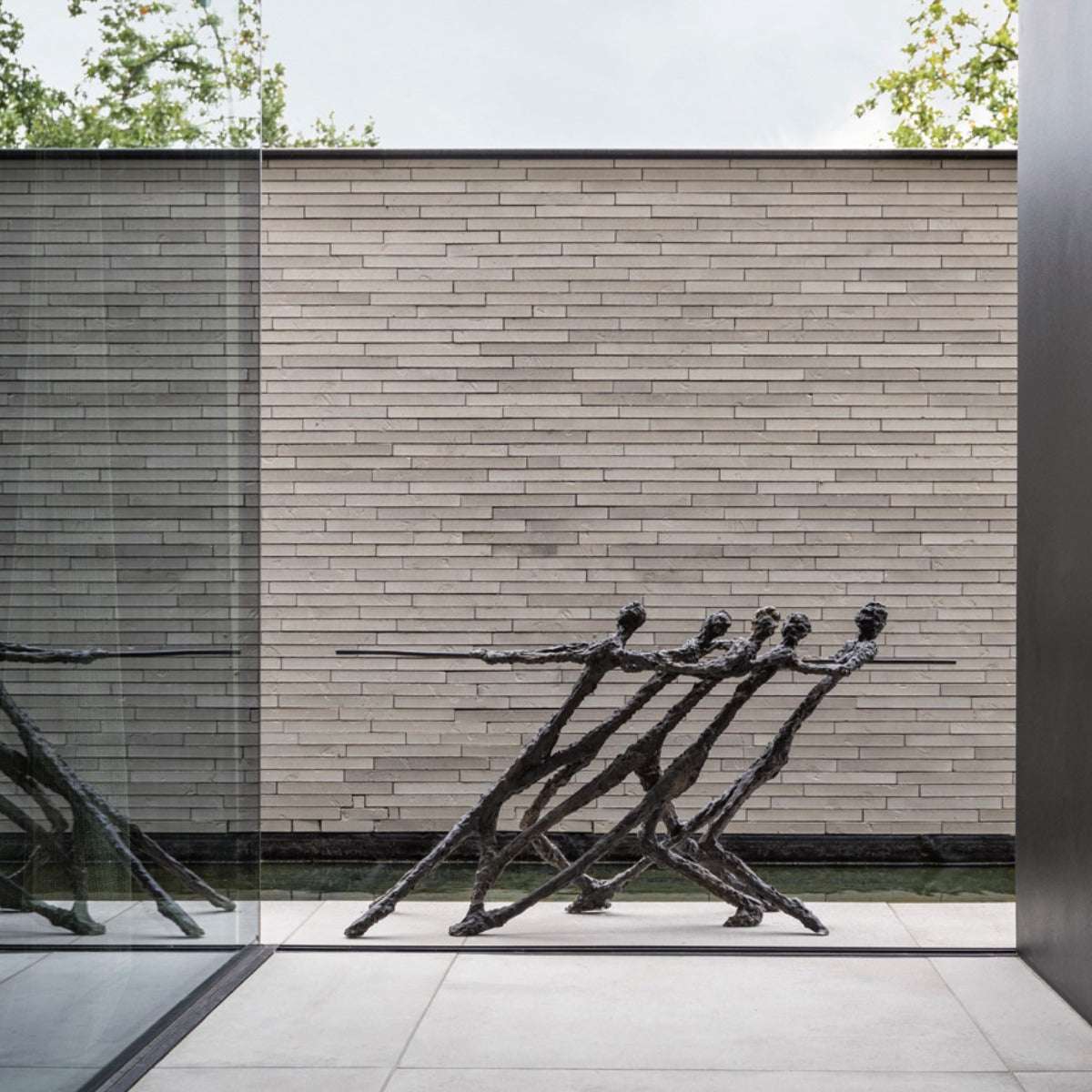 Bronzeskulptur "To Move" von Ann Vrielinck