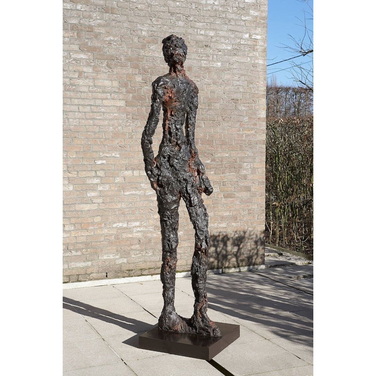 bronze sculpture "Talk" by Ann Vrielinck