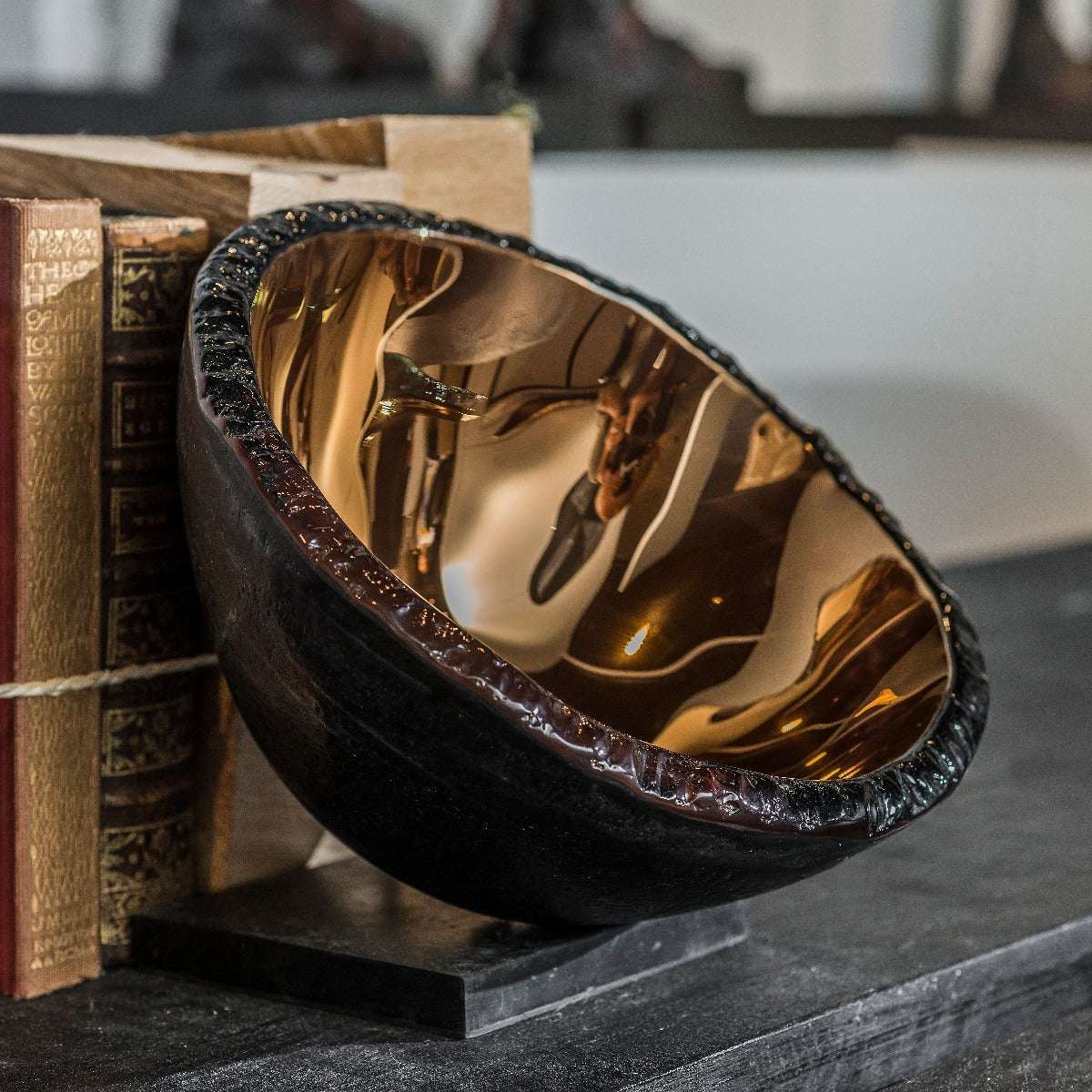 Glasschale "Bowl Bronze" von Regina Medeiros