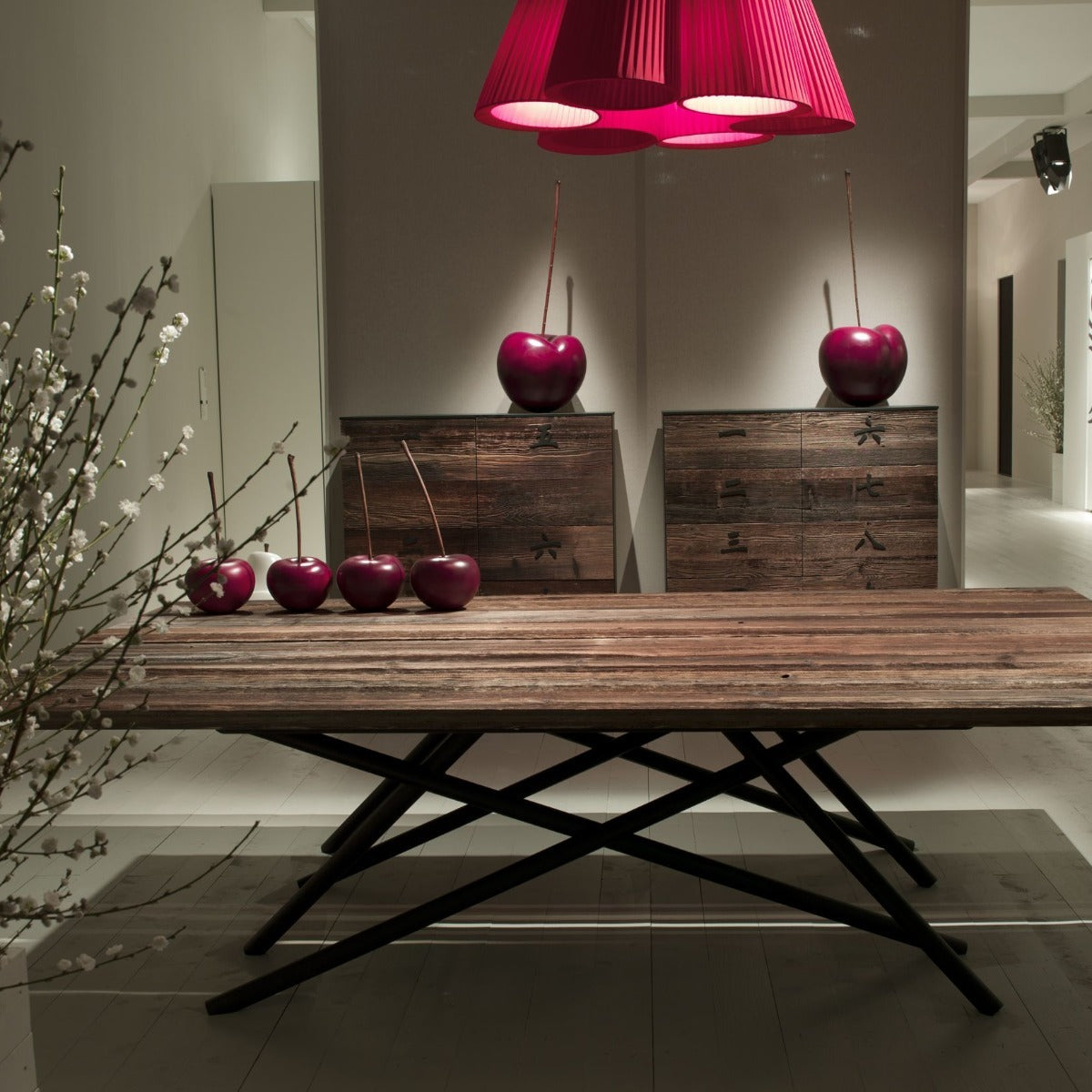 Skulptur "Cherry Black" von Selma Calheira