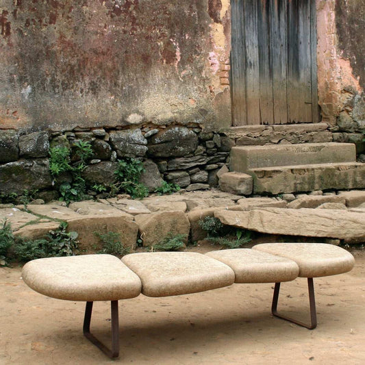 Sitzbank "Banco de papel Solo" von Domingos Tótora