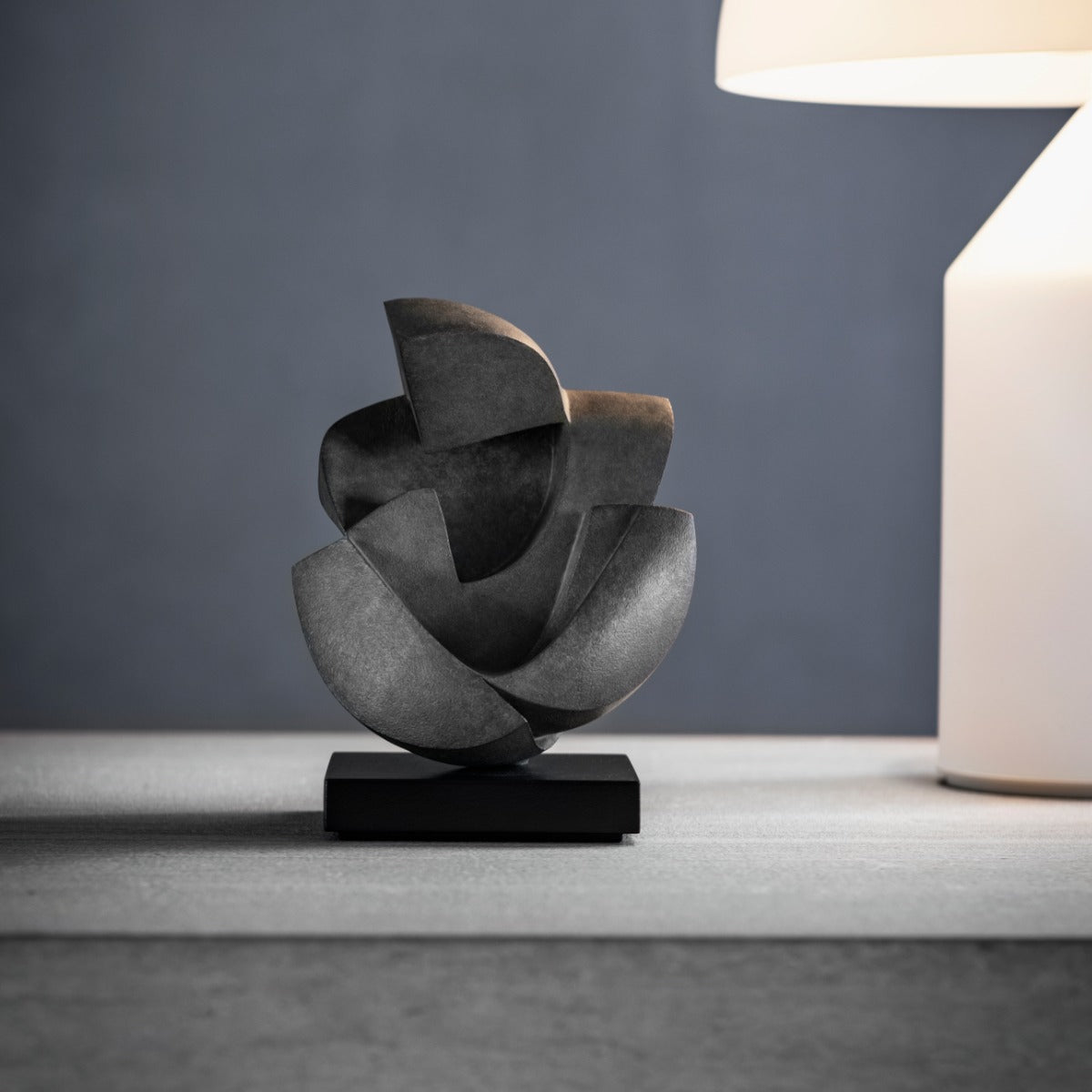 Bronze sculpture "Unconditional Love XS" by Sofia Speybrouck