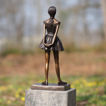 Bronzefigur "Kleine vierzehnjährige Tänzerin" nach Edgar Degas