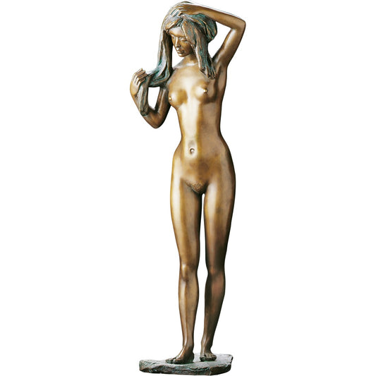 Frontansicht der Bronzeskulptur "Die Nacht zerrinnt"