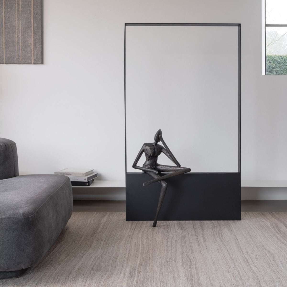 Bronzeskulptur "Let me think" von Guy Buseyne