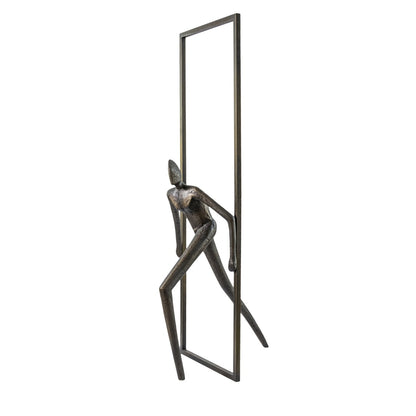 Bronze sculpture "Into freedom" by Guy Buseyne 