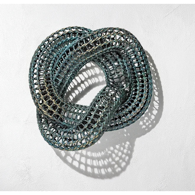 Bronzeskulptur "Knoten" von Ines Fiegert