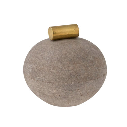 Soapstone box "Bola sabao" by Tatiana Queiroz 