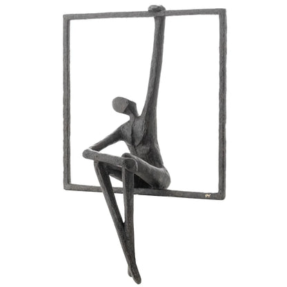 Bronze sculpture "Artus" by Guy Buseyne