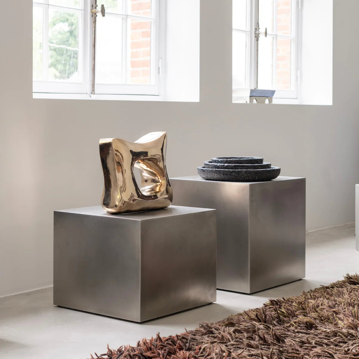 Bronzeskulptur "Azzurro Saetta" von Simona Sbordone