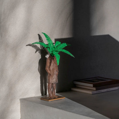 Bronzeskulptur "Herbarium II" von Raffaella Benetti