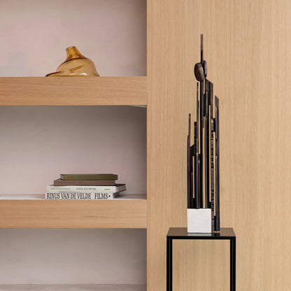 Bronzeskulptur "Lineair" von Guy Buseyne