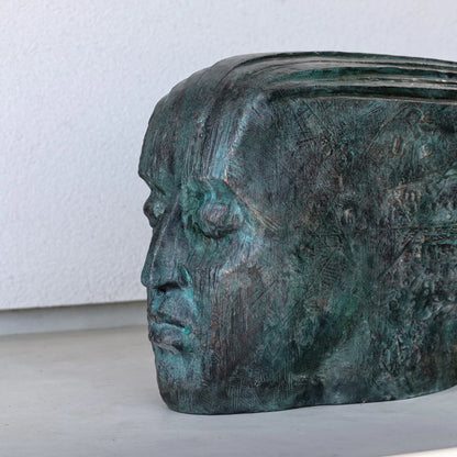 Bronze sculpture "Wind" by Marian Molenda