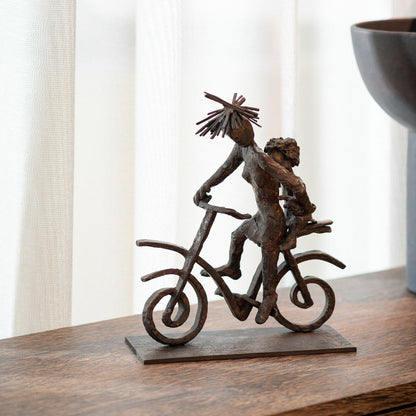 Bronze sculpture "Carefree" by Freddy De Waele 
