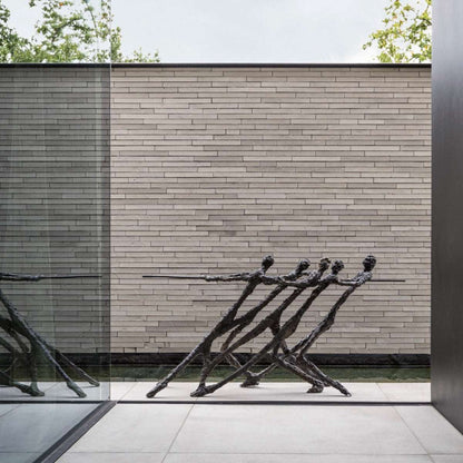 Bronzeskulptur "To Move" von Ann Vrielinck