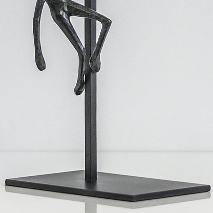 Step by Step Sockel von Guy Buseyne