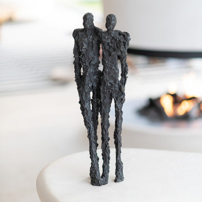 Bronze sculpture "To Embrace" by Ann Vrielinck 