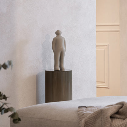 Skulptur "The Visitor Plus" von Guido Deleu