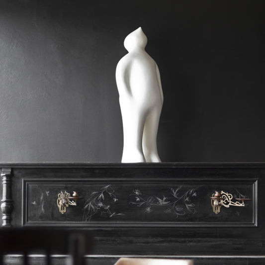 Sculpture "The Visitor Large" by Guido Deleu