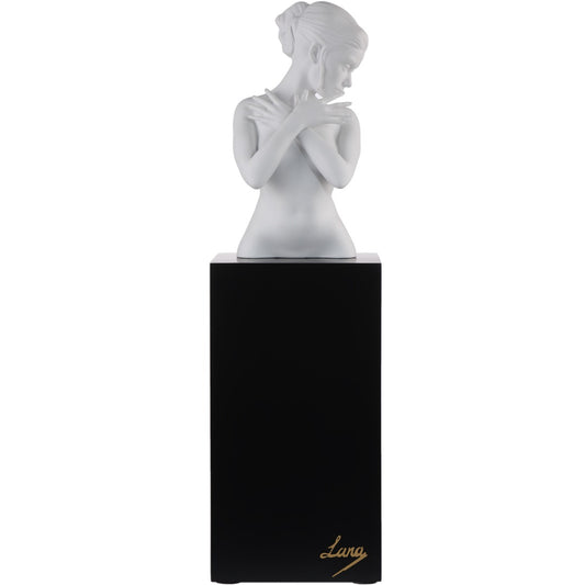 Porzellanskulptur "Fire in the Belly II" von Lana Frey