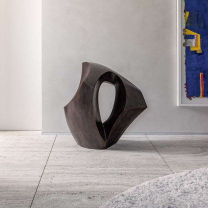 Bronzeskulptur "Unfolding gratitude" von Kris Demuelenaere